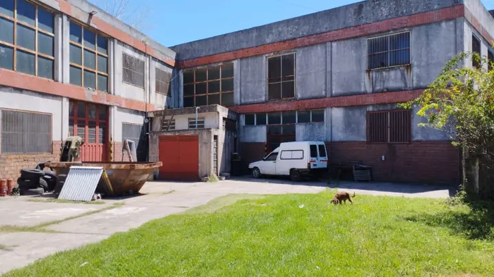 Depósito en Loma Hermosa, Saavedra al 6200