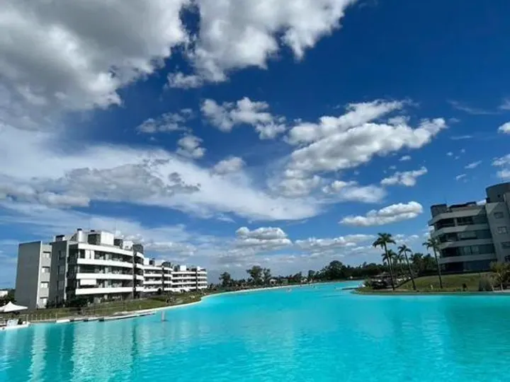 Departamento en Lagoon Pilar, R. Camaño al 1100